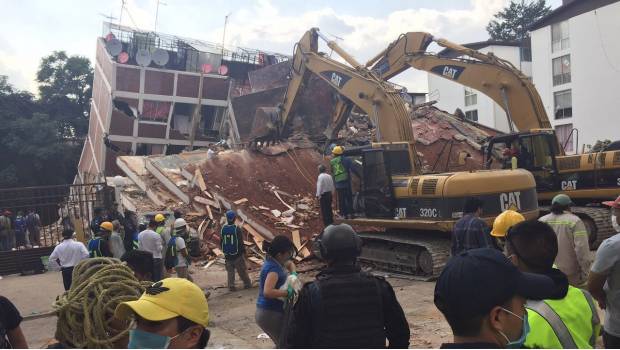 Edificio en Coapa destruido tras el sismo del 19 de septiembre.