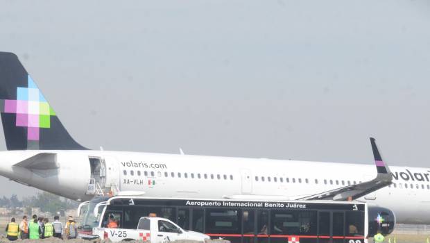 Aterrizaje de emergencia de Volaris causa crisis nerviosa en pasajeros. Noticias en tiempo real