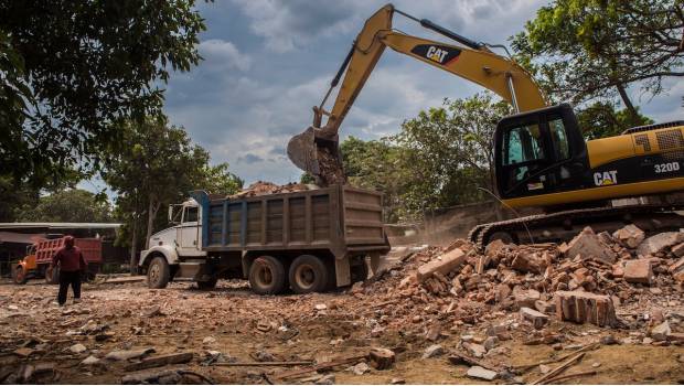 Reportan avance de 65% en demolición y remoción de escombros en Oaxaca. Noticias en tiempo real