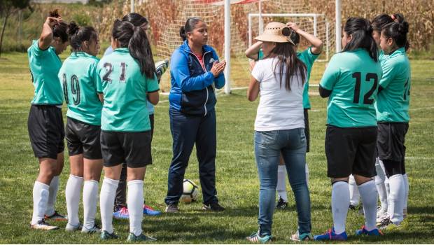 El futbol como un acto de rebeldía contra la violencia de género. Noticias en tiempo real