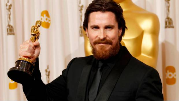 El actor Christian Bale luce irreconocible. Noticias en tiempo real