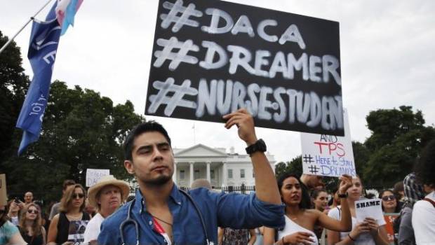 Protestas por fin de programa DACA.