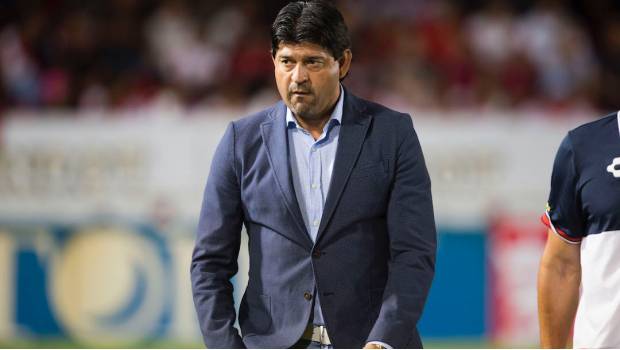 Cardozo fue cesado como entrenador de Veracruz 