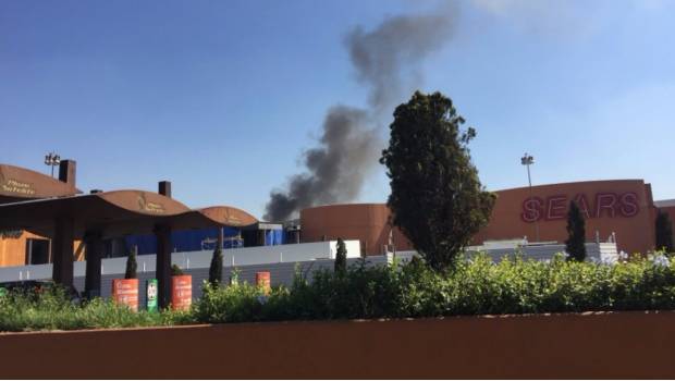 Reportan incendio en Plaza Satélite. Noticias en tiempo real