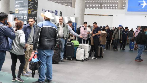 Acuerda Aeroméxico pago de 880 mil pesos a pasajeros por paro de pilotos. Noticias en tiempo real