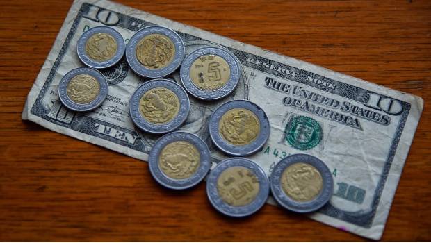Precio del dólar podría llegar a 20 pesos semanas antes de la elección presidencial. Noticias en tiempo real