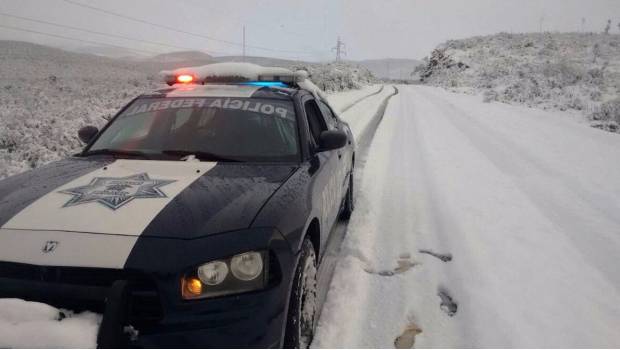 Continúa cerrada carretera Monterrey- Nuevo Laredo por nevada. Noticias en tiempo real