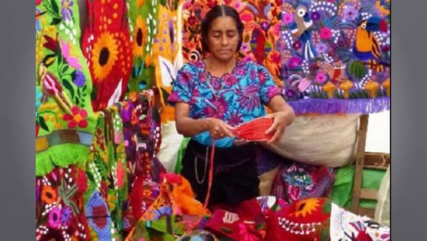 Crónica política. Oaxaca, le queda a deber a las mujeres y a los indígenas. Noticias en tiempo real