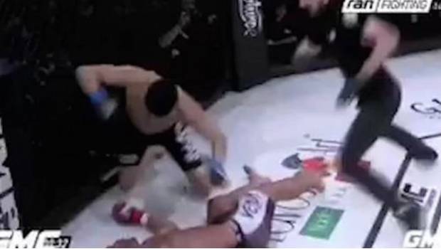 Peleador de MMA se burla de su rival y termina noqueado (VIDEO). Noticias en tiempo real