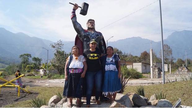Gobierno municipal en Veracruz inauguró parque de superhéroes. Noticias en tiempo real