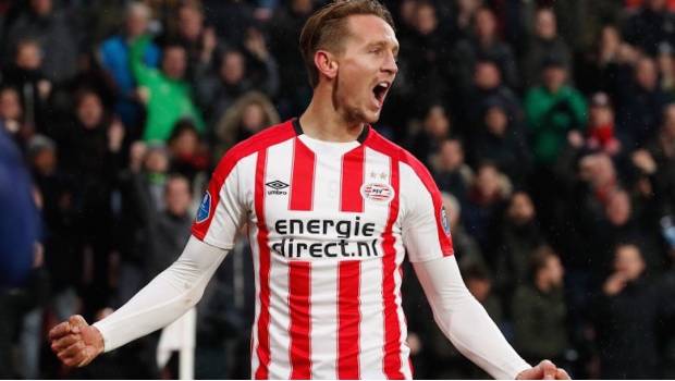 En Holanda aseguran que América va por Luuk de Jong En Holanda aseguran que América va por Luuk de Jong