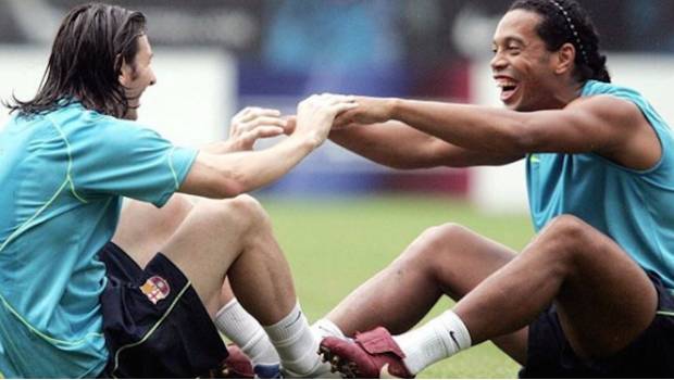 “El fútbol jamás se olvidará de tu sonrisa”: Messi en emotivo mensaje a Ronaldinho. Noticias en tiempo real