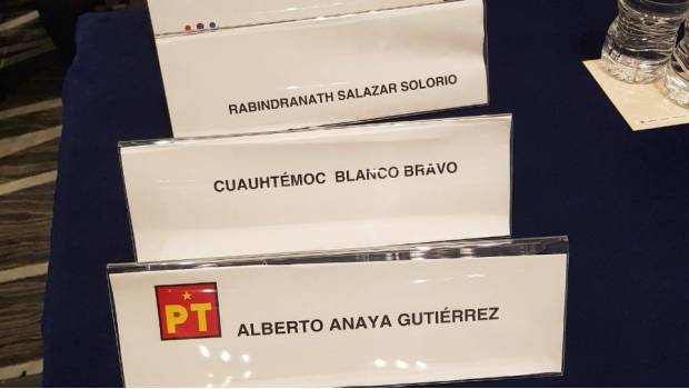 Cuauhtémoc Blanco irá por gubernatura de Morelos por Morena-PES-PT Cuauhtémoc Blanco irá por gubernatura de Morelos por Morena-PES-PT