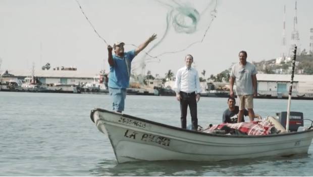 VIDEO: Convive Ricardo Anaya con pescadores de Mazatlán. Noticias en tiempo real