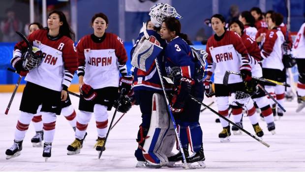 HISTÓRICO: Selección Unificada de Corea convierte su primer gol en hockey sobre hielo. Noticias en tiempo real