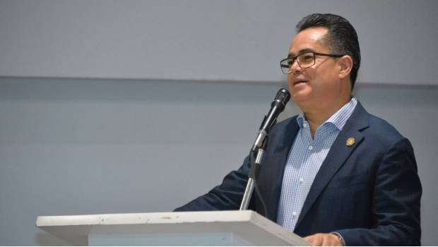 Renuncia el comisionado para la reconstrucción Ricardo Becerra