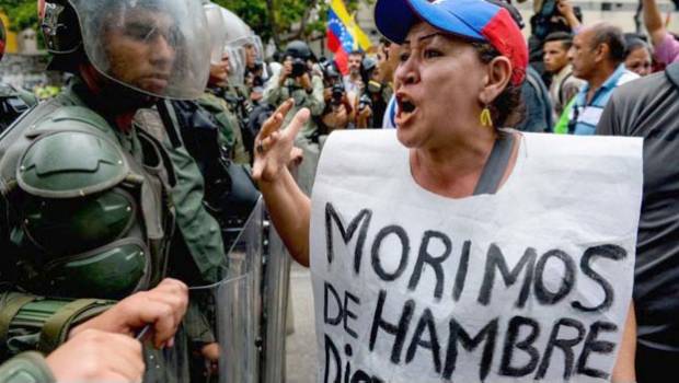 Diosdado Cabello dice que migración de venezolanos es una campaña contra Maduro 1321_protestas-en-venezuela_620x350