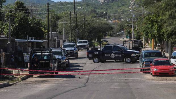 Enfrentamiento entre civiles armados y policías de Nogales deja un muerto. Noticias en tiempo real
