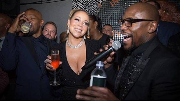 El excéntrico cumpleaños de Floyd Mayweather y lujosos autoregalos
