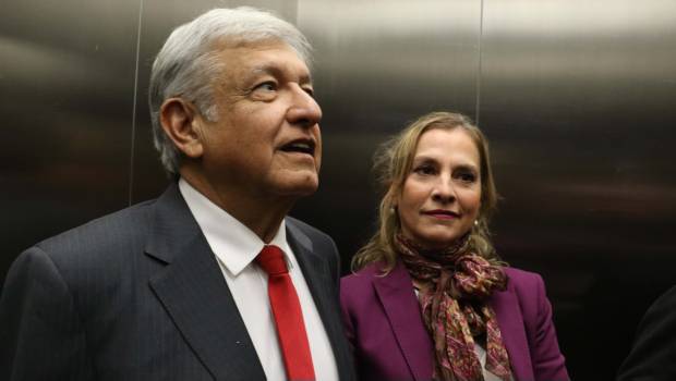 "Me da vergüenza", dice Beatriz Gutiérrez sobre postura anti-AMLO de Vargas Llosa. Noticias en tiempo real
