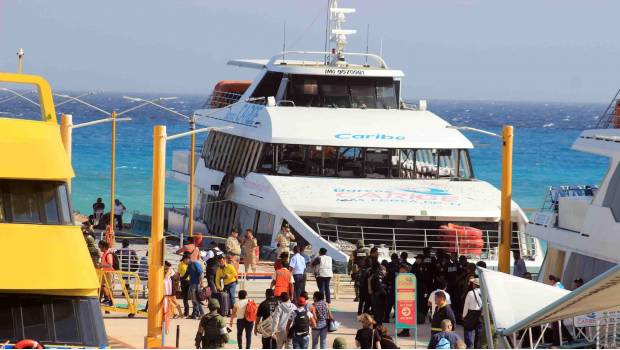 Investigan posible autoatentado tras explosión de ferry en Playa del Carmen. Noticias en tiempo real