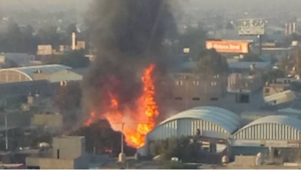 Se incendia bodega en Santa Clara, Ecatepec. Noticias en tiempo real