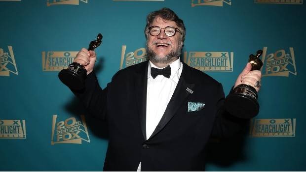 Guillermo del Toro confirma divorcio; ¿Quién lo acompañó a los Oscar?
