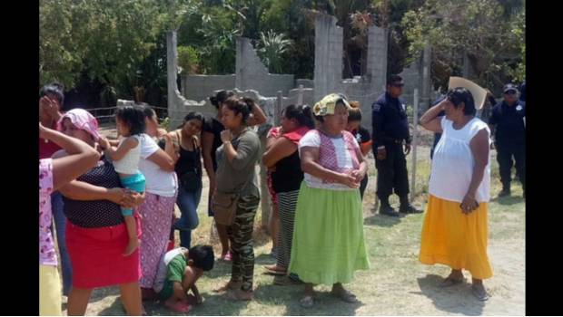 Es retenido en Juchitán funcionario del ayuntamiento y personal de Sedatu Es retenido en Juchitán funcionario del ayuntamiento y personal de Sedatu