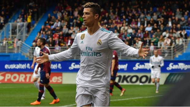 Cristiano Ronaldo le da el triunfo al Madrid y ya supera a Messi como goleador de la temporada. Noticias en tiempo real
