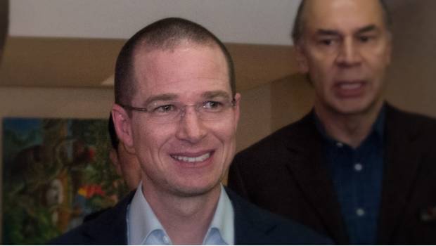 Notario Denuncia Falsificación de Firmas en Caso Anaya Notario Denuncia Falsificación de Firmas en Caso Anaya