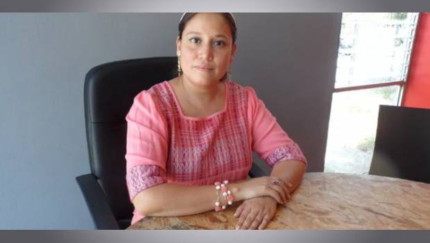Reportan a 12 servidores públicos retenidos en el IEEPCO de Oaxaca