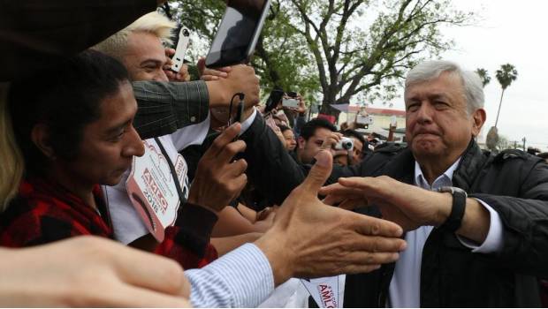 Menos impuestos y más salario en la frontera: AMLO