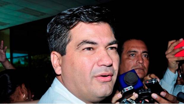 Renuncia diputado de Tabasco al PRD para sumarse a Morena; esperan desbandada. Noticias en tiempo real