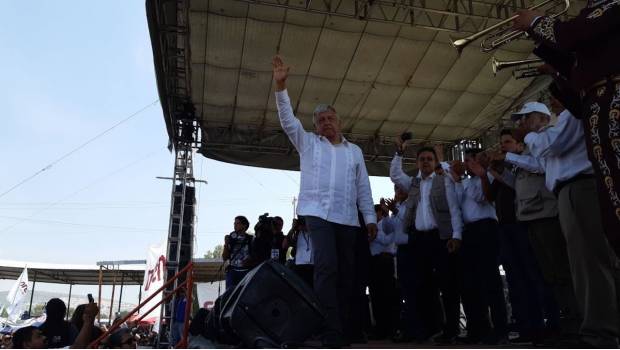 Candidatos del PAN en Puebla y Veracruz son "la monarquía de la moronga azul": AMLO. Noticias en tiempo real