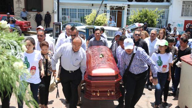 Despiden en Chilpancingo a Abel Montúfar, candidato del PRI asesinado en Tierra Caliente. Noticias en tiempo real