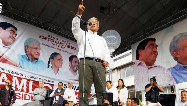 AMLO despide con aplausos a candidato asesinado en Guanajuato. Noticias en tiempo real