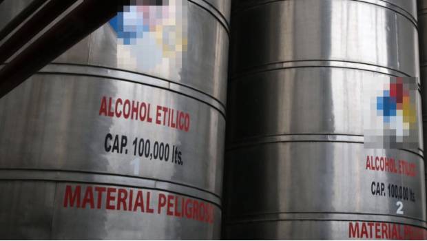 PF asegura casi 200 mil litros de tequila adulterado en Jalisco. Noticias en tiempo real