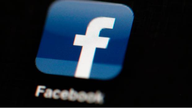 Facebook suspendió 200 apps por uso indebido de datos. Noticias en tiempo real