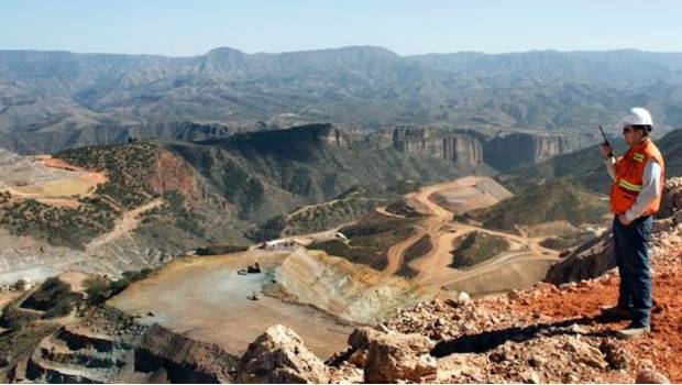 Minera canadiense reduce operaciones en México por inseguridad. Noticias en tiempo real