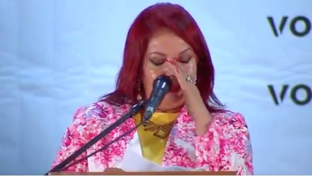 Candidata del PRD en Nuevo León "olvida" plan de trabajo durante debate (VIDEO). Noticias en tiempo real