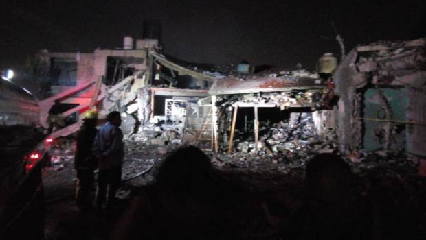 Mueren 5 por explosión en Tultepec. Noticias en tiempo real