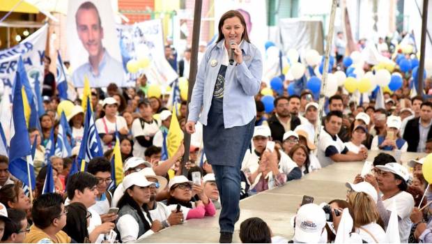 Encuesta de 24 horas da a Martha Erika Alonso 8 puntos de ventaja en Puebla. Noticias en tiempo real