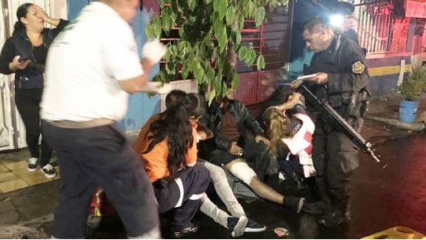 Sujetos atacan velorio en Guadalajara; matan a 2. Noticias en tiempo real