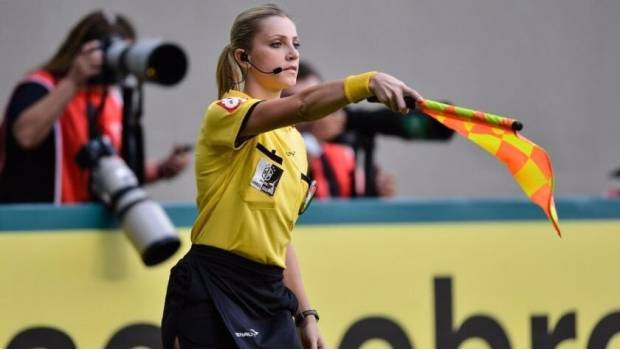 Fernanda Colombo: La primera mujer que arbitra en un Mundial. Noticias en tiempo real