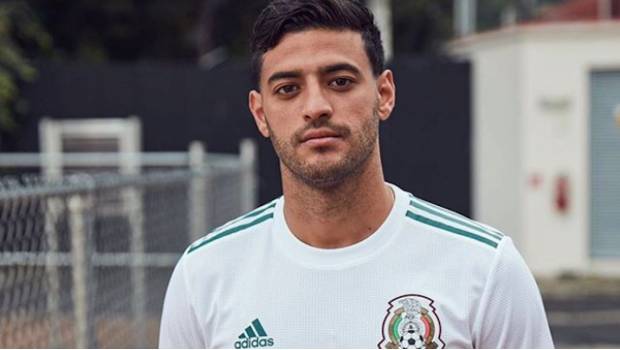 Mundial Rusia 2018: Carlos Vela se despide de su abuelo