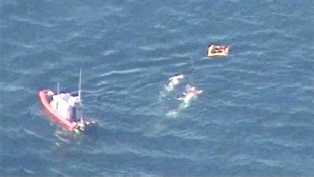 Rescatan a 4 tripulantes de avioneta que cayó al mar (VIDEO). Noticias en tiempo real