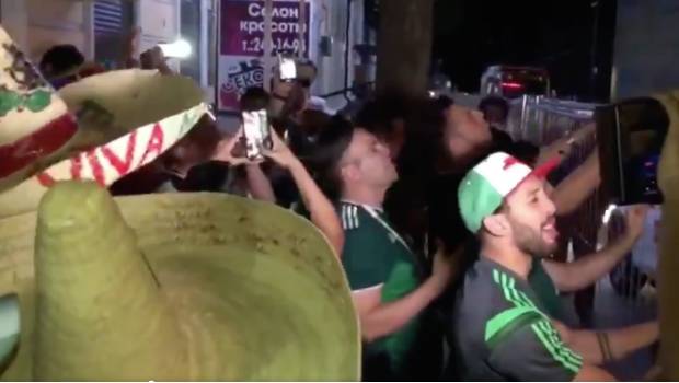 VIDEO: Canciones de ‘Luismi’ protagonizan emotiva serenata al Tricolor. Noticias en tiempo real