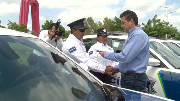 Entrega Gobernador patrullas a la Policía Estatal de Proximidad en Matamoros. Noticias en tiempo real