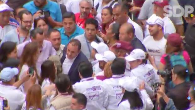 VIDEO: Cuauhtémoc Blanco regresa al Estadio Azteca para el #AMLOfest. Noticias en tiempo real