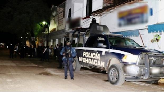 Riña entre simpatizantes del PRI y PRD deja 3 muertos en Michoacán. Noticias en tiempo real
